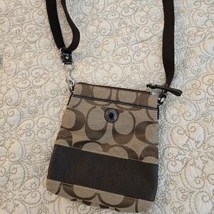 EUC Vintage Coach Crossbody Purse
